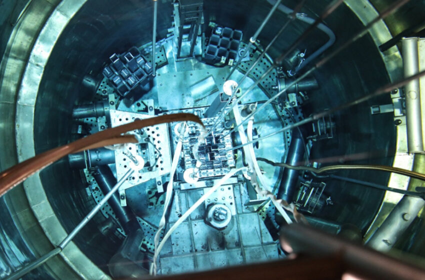  Variaciones nucleares y el dolor país 