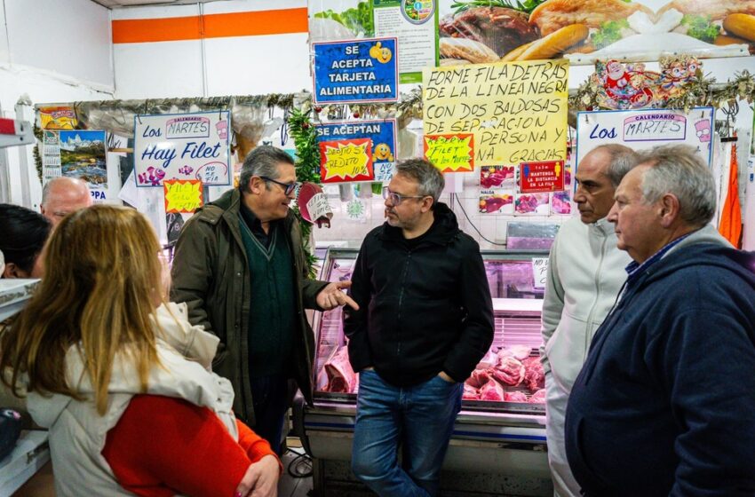 Valenzuela recorrió barrios y comercios de Hurlingham: “Cobran muchos impuestos que no vuelven en obras”