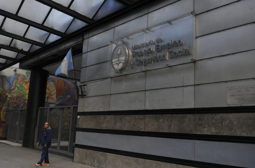 Allanaron la Secretaría de Trabajo por una causa judicial vinculada a UATRE